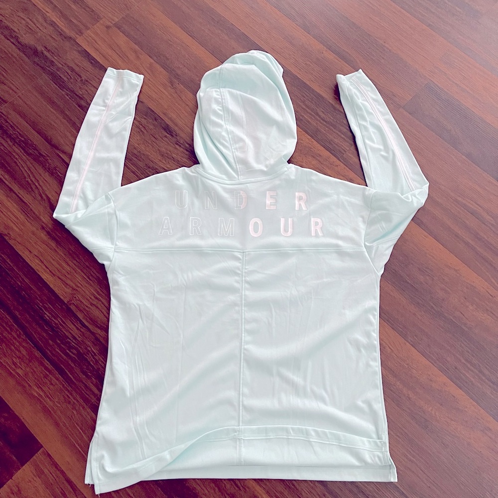 Women’s Under Armour Long Sleeve
